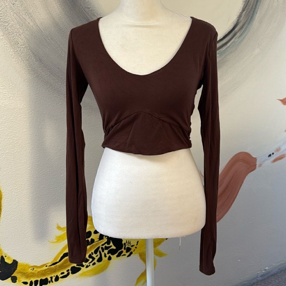 Naked wardrobe long sleeve crop top. Size Small.